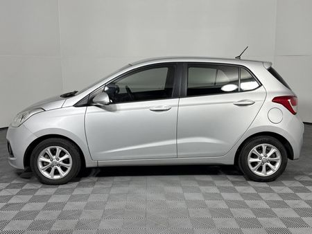 2016-Hyundai-Grand-i10-125-Fluid_5