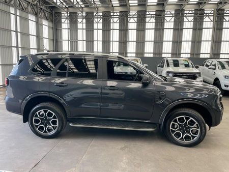 2025-Ford-Everest-30D-V6-Wildtrack-AWD-Auto_3