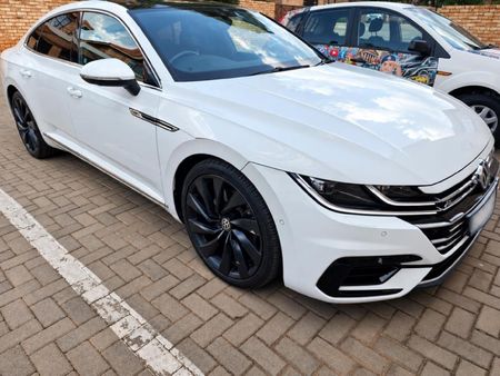 2018-Volkswagen-Arteon-20-TSI-R-Line-4Motion-Auto_2