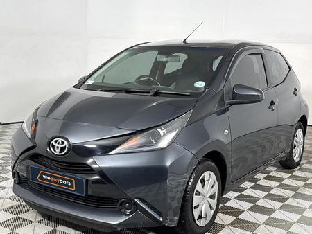 2016-Toyota-Aygo-10-5-dr_0