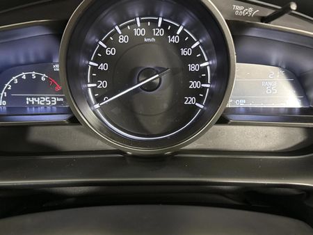 2018-Mazda-2-15-Dynamic-5-dr_7