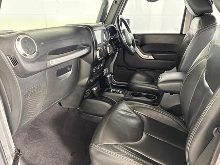 2020-Jeep-Wrangler-Unlimited-Rubicon-36-V6-Auto_9