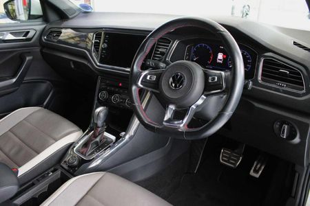 2021-Volkswagen-T-Roc-20-TSI-4Motion-R-Line-Auto_9