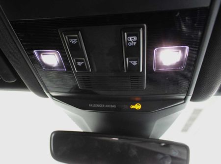 2021-Volkswagen-T-Roc-20-TSI-4Motion-R-Line-Auto_14