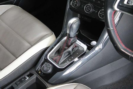 2021-Volkswagen-T-Roc-20-TSI-4Motion-R-Line-Auto_15