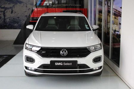 2021-Volkswagen-T-Roc-20-TSI-4Motion-R-Line-Auto_1