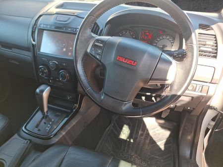 2020-Isuzu-D-Max-250-HO-X-Rider-Auto-Double-Cab_12