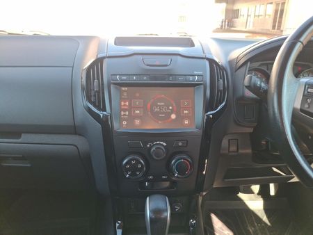 2020-Isuzu-D-Max-250-HO-X-Rider-Auto-Double-Cab_19