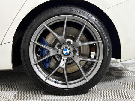 2014-BMW-1-Series-M135i-5-dr_17