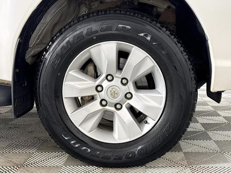 2019-Toyota-Hilux-24-GD-6-Raised-Body-SRX-Double-Cab_16