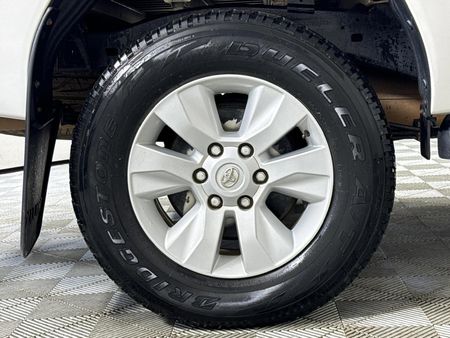 2019-Toyota-Hilux-24-GD-6-Raised-Body-SRX-Double-Cab_18