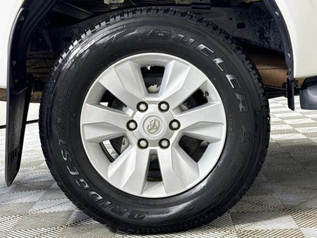 2019-Toyota-Hilux-24-GD-6-Raised-Body-SRX-Double-Cab_19