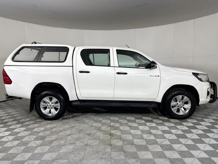 2019-Toyota-Hilux-24-GD-6-Raised-Body-SRX-Double-Cab_3