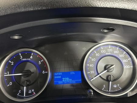 2019-Toyota-Hilux-24-GD-6-Raised-Body-SRX-Double-Cab_7