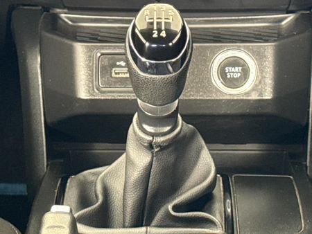 2023-Renault-Kiger-10-Energy-Zen_11