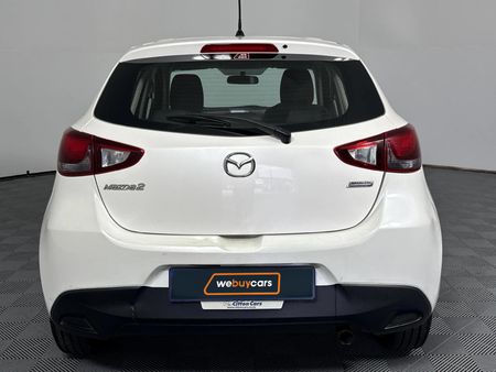 2015-Mazda-2-15-Active-5-dr_4