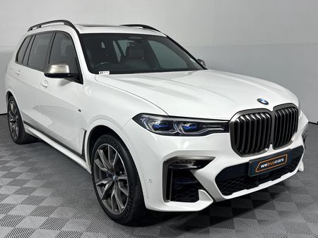 2022-BMW-X7-M50d_2
