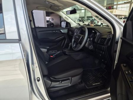 2026-Isuzu-D-Max-19-DDI-HR-L-Auto-Double-Cab_14