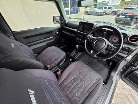 2022-Suzuki-Jimny-15-GLX-Auto_8