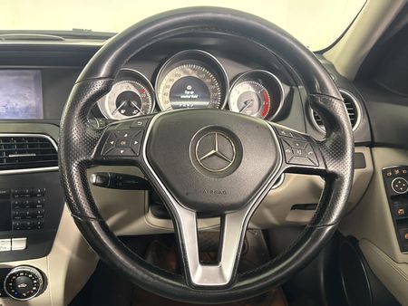 2012-Mercedes-Benz-C-Class-C-200-CDi-Estate-Avantgarde-Auto_13