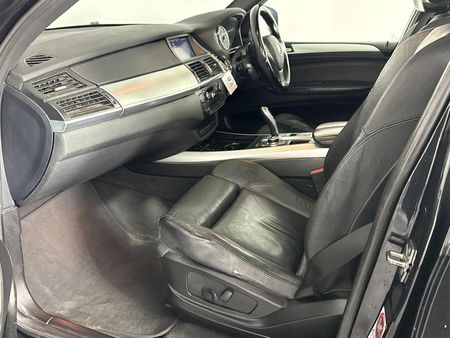 2010-BMW-X5-xDrive30d-M-Sport-Auto_9