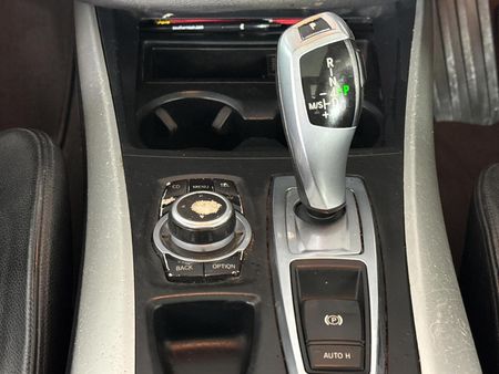 2010-BMW-X5-xDrive30d-M-Sport-Auto_11