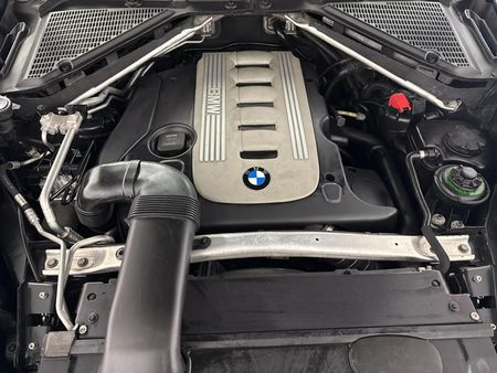 2010-BMW-X5-xDrive30d-M-Sport-Auto_15