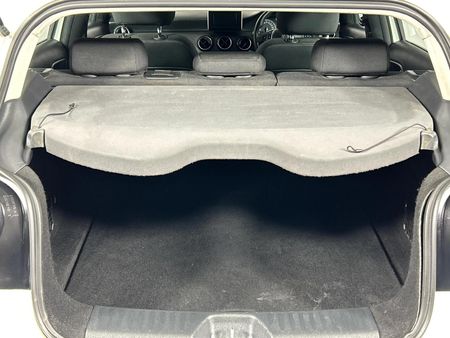 2014-Mercedes-Benz-A-Class-A-180-CDI-BE-Auto_15