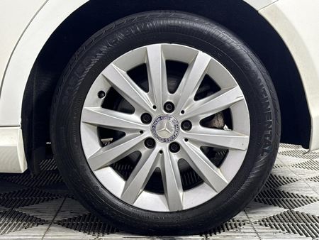 2014-Mercedes-Benz-A-Class-A-180-CDI-BE-Auto_18