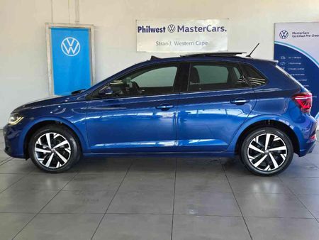 2022-Volkswagen-Polo-10-TSI-Life_1