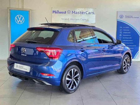 2022-Volkswagen-Polo-10-TSI-Life_4