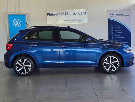 2022-Volkswagen-Polo-10-TSI-Life_5