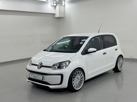2019-Volkswagen-Up-Take-Up-10-5-dr_0