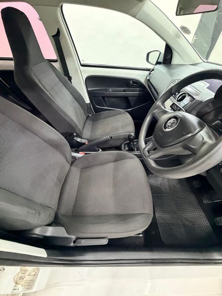 2019-Volkswagen-Up-Take-Up-10-5-dr_7