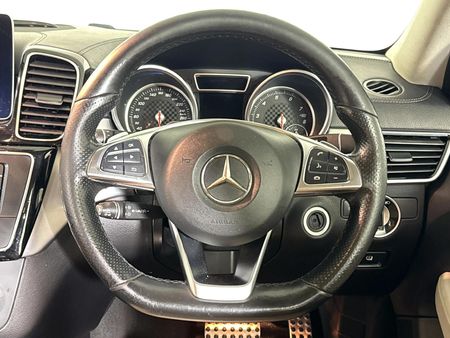2017-Mercedes-AMG-GLE-Coupe-450-43-AMG-4Matic_12