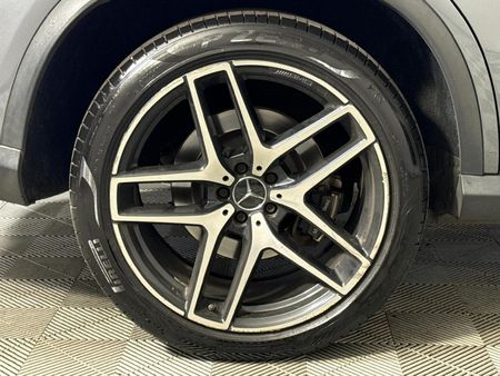 2017-Mercedes-AMG-GLE-Coupe-450-43-AMG-4Matic_18