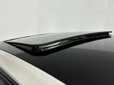 2012-BMW-3-Series-320i-Modern-Auto_14