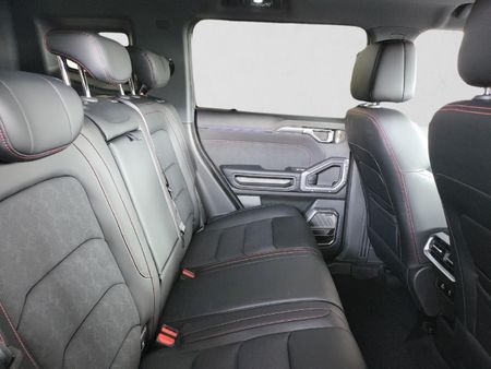 2026-Jetour-T2-I-Dm-15T-Phev_17