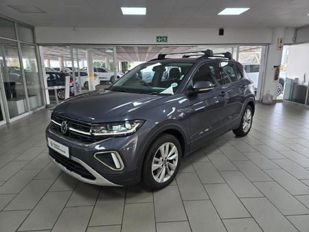 2026-Volkswagen-T-Cross-10-TSI-Life-Auto_0