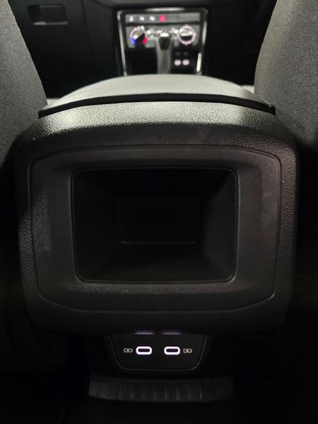 2026-Volkswagen-T-Cross-10-TSI-Life-Auto_8