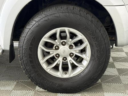 2013-Ford-Everest-30-TDCi-LTD-4x4-Auto_15