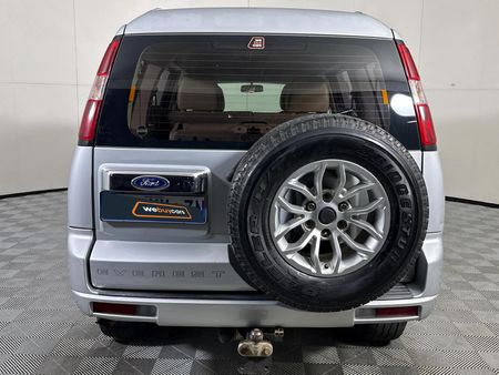 2013-Ford-Everest-30-TDCi-LTD-4x4-Auto_4