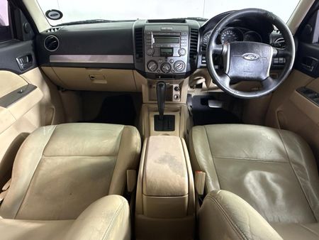 2013-Ford-Everest-30-TDCi-LTD-4x4-Auto_6