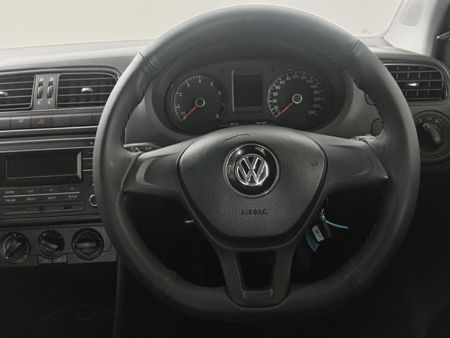2019-Volkswagen-Polo-Vivo-14-Trendline-5-dr_6
