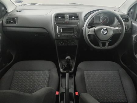 2019-Volkswagen-Polo-Vivo-14-Trendline-5-dr_7