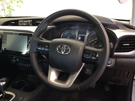 2025-Toyota-Hilux-28-GD-6-RB-Raider-Double-Cab-mHev_7