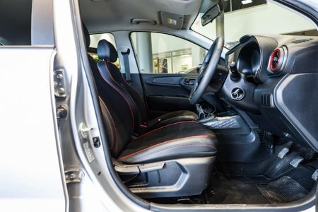 2026-Hyundai-Grand-i10-10-Motion_10