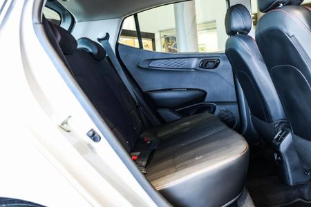 2026-Hyundai-Grand-i10-10-Motion_11