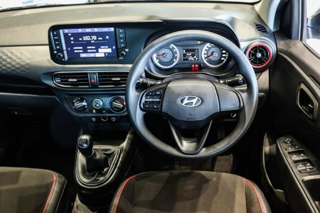 2026-Hyundai-Grand-i10-10-Motion_18