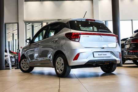2026-Hyundai-Grand-i10-10-Motion_5